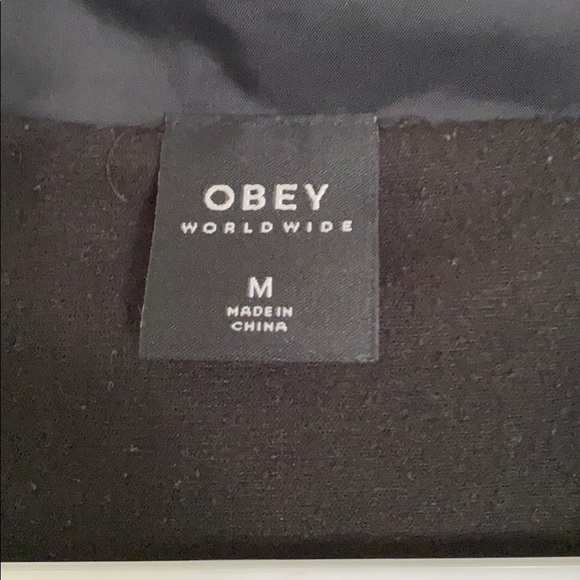 Windbreaker - Picture 3 of 3